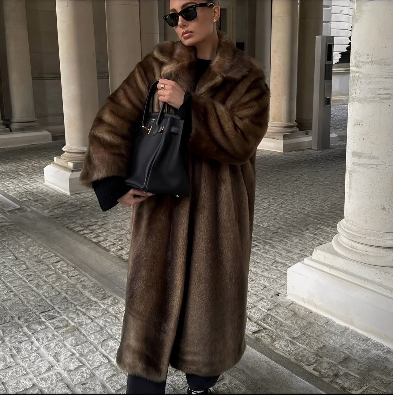 Zimowy Płaszcz Długi Elegancki Ciepły (Damski)